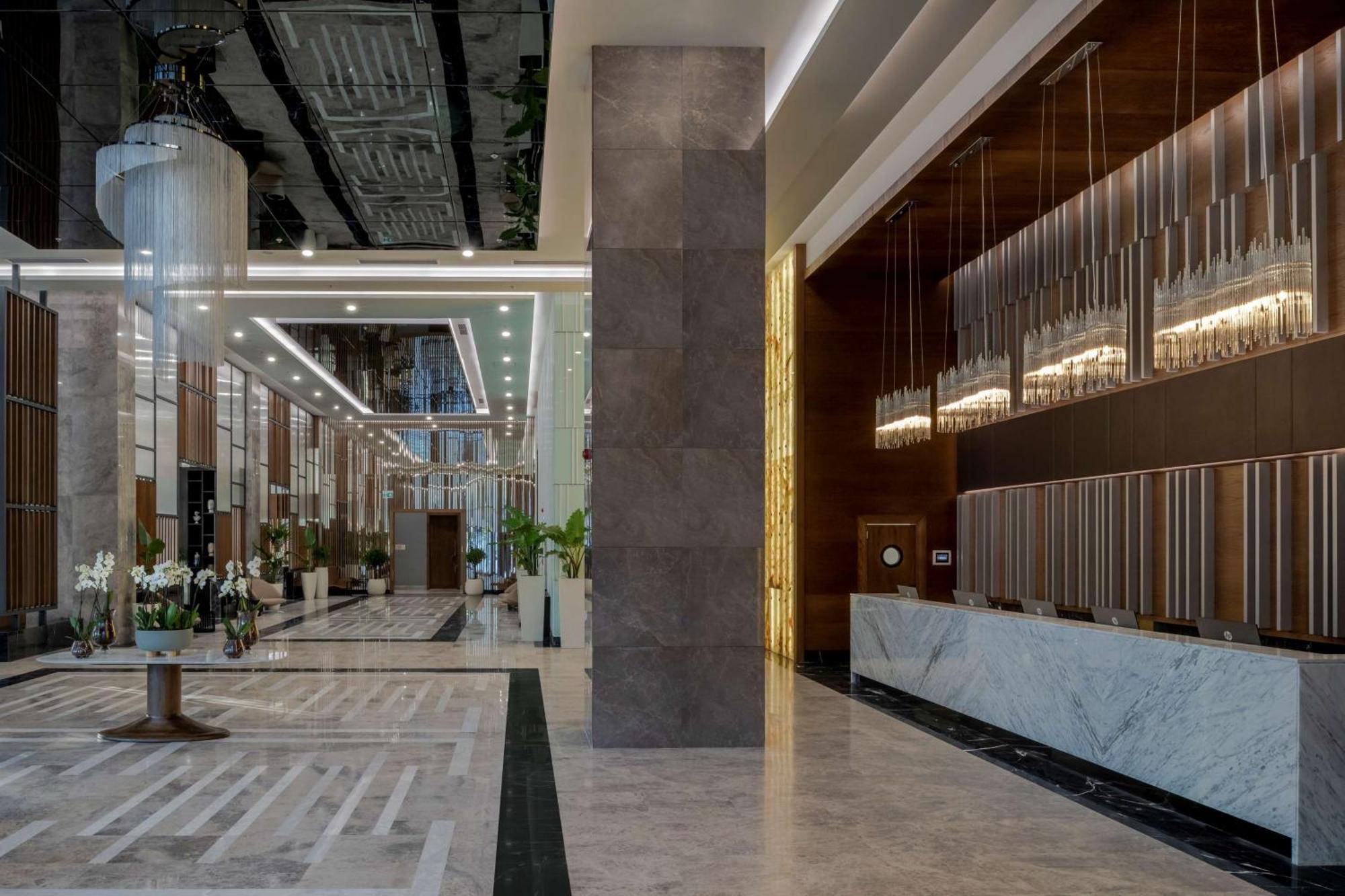 Готель Doubletree By Hilton Маніса Екстер'єр фото