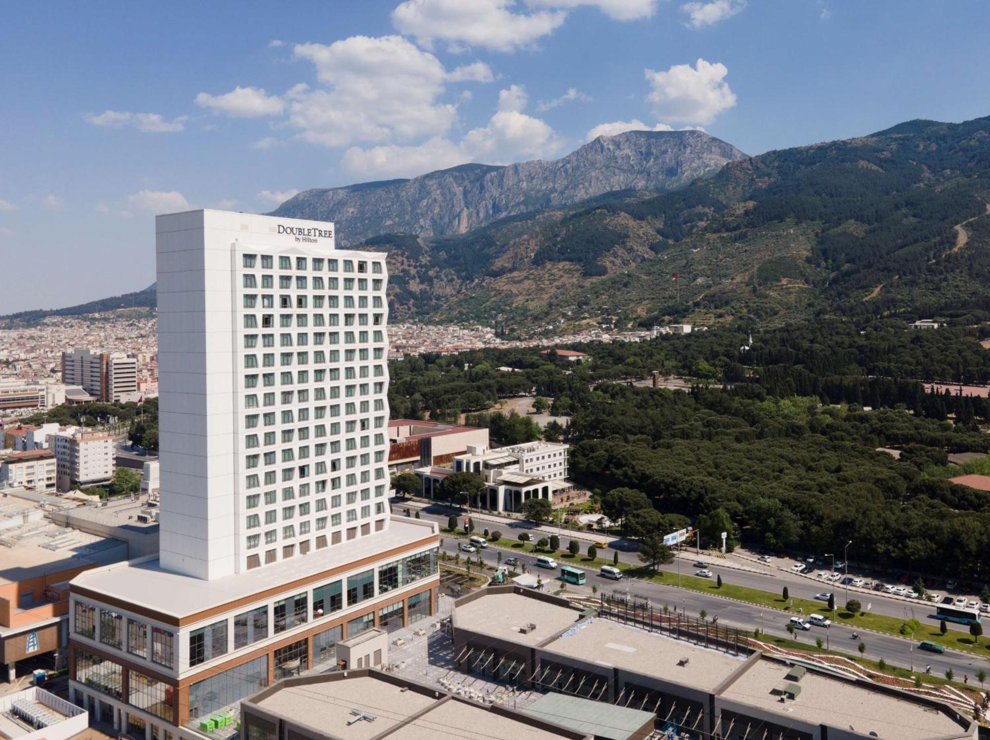 Готель Doubletree By Hilton Маніса Екстер'єр фото