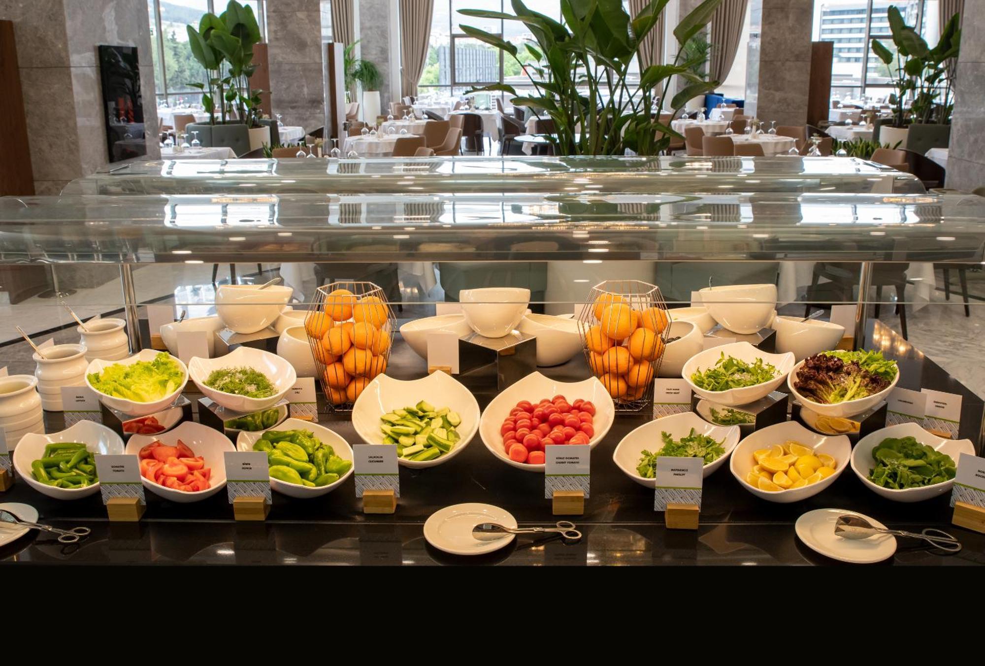 Готель Doubletree By Hilton Маніса Екстер'єр фото